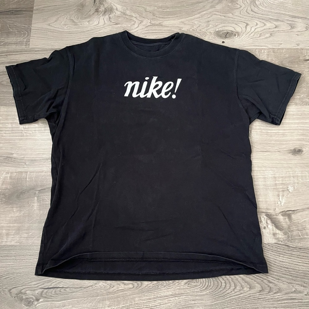 Nike T-shirt